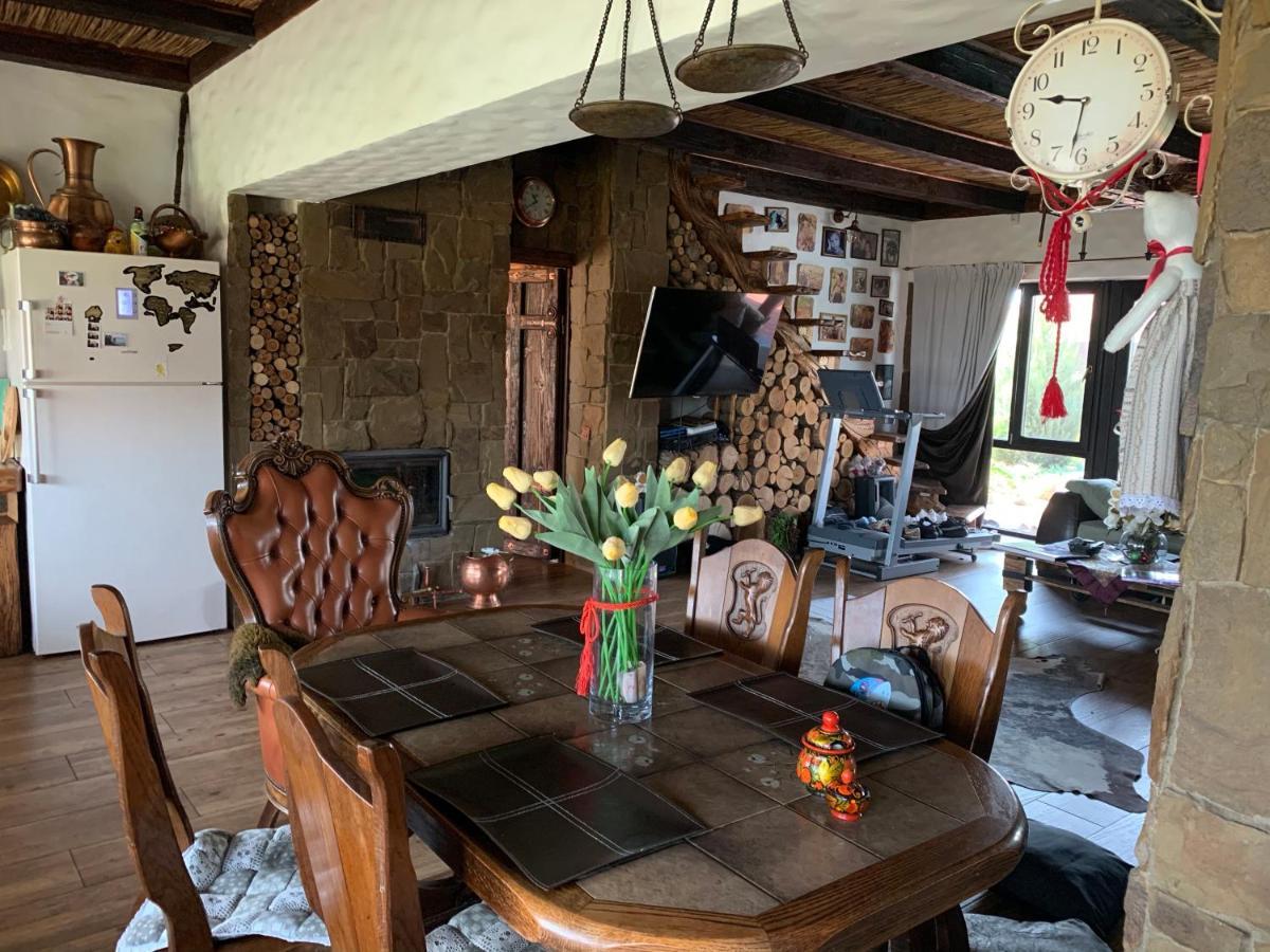Chervona Kalyna Cottage Odessa Buitenkant foto