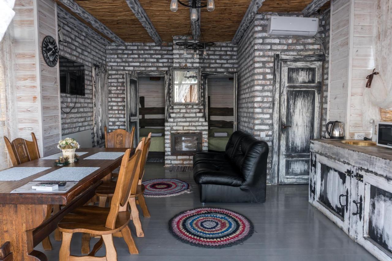 Chervona Kalyna Cottage Odessa Buitenkant foto
