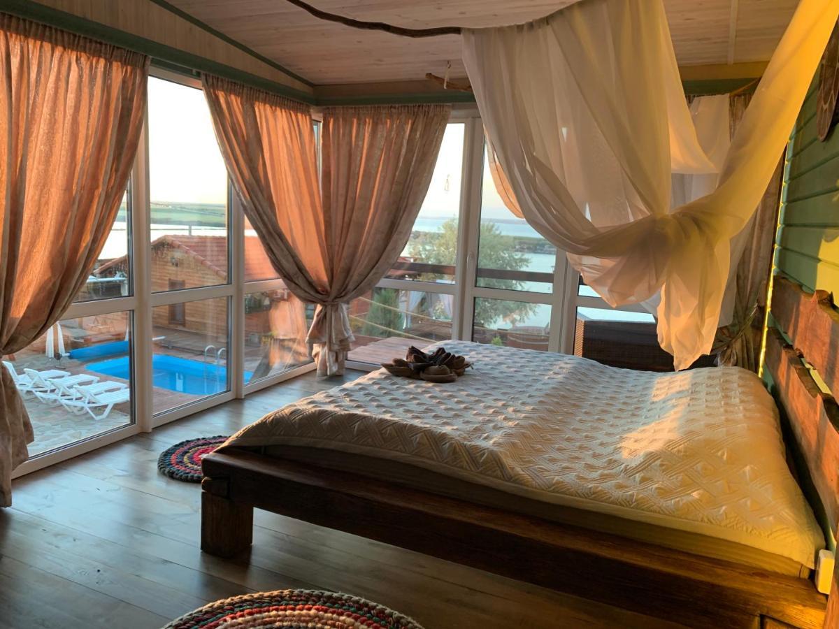 Chervona Kalyna Cottage Odessa Buitenkant foto