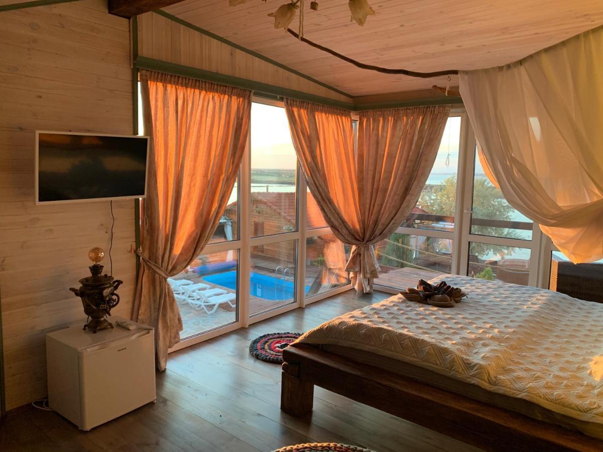 Chervona Kalyna Cottage Odessa Buitenkant foto