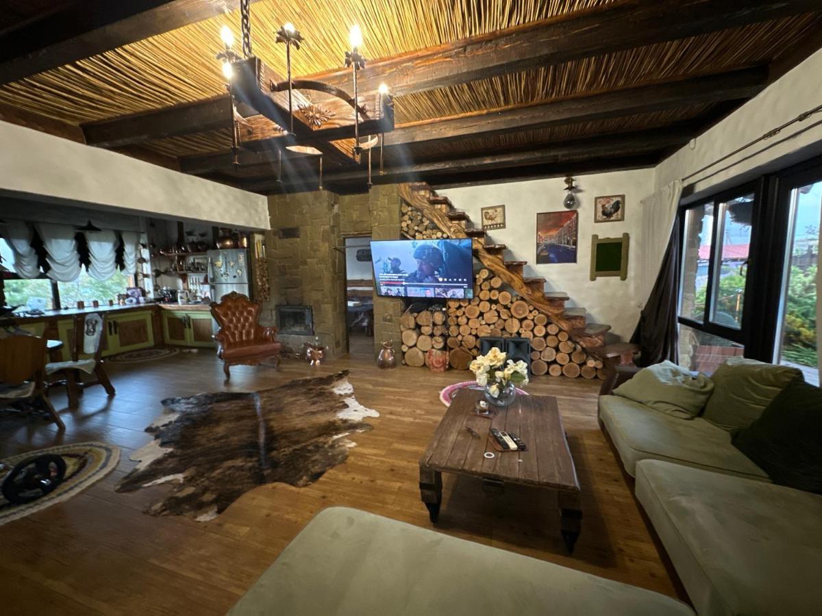 Chervona Kalyna Cottage Odessa Buitenkant foto