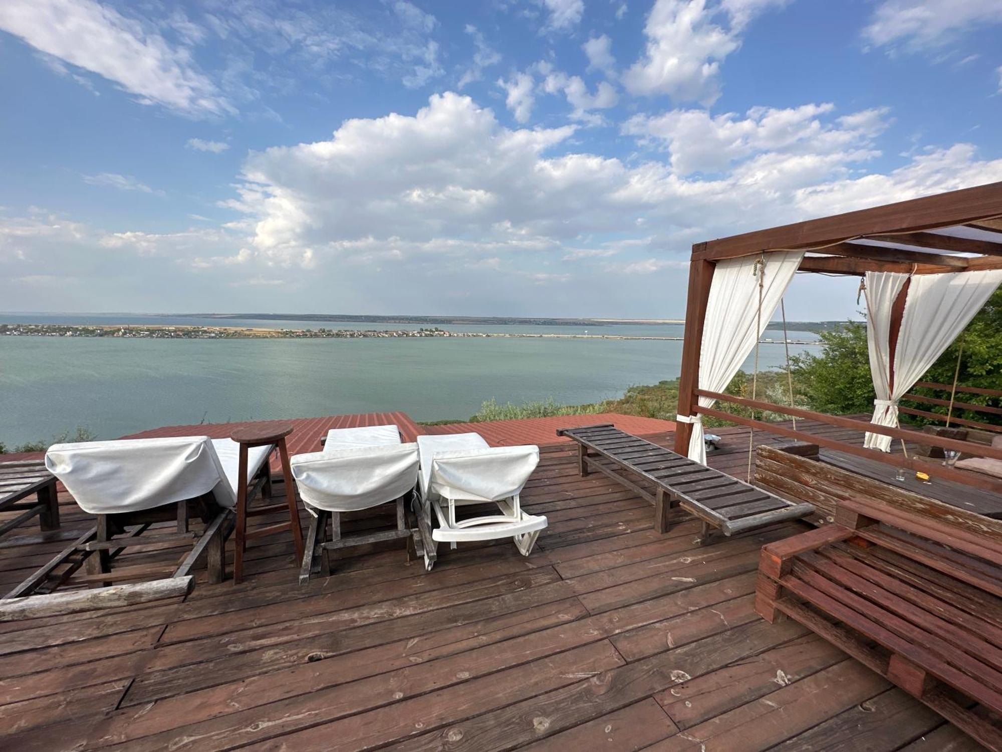 Chervona Kalyna Cottage Odessa Buitenkant foto