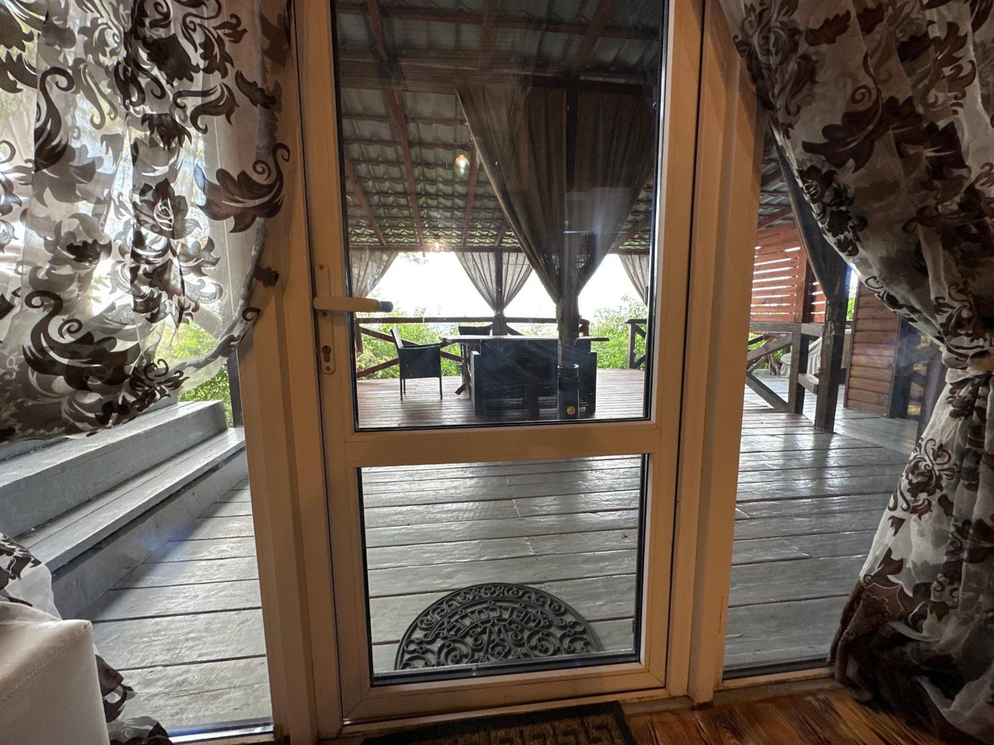 Chervona Kalyna Cottage Odessa Buitenkant foto