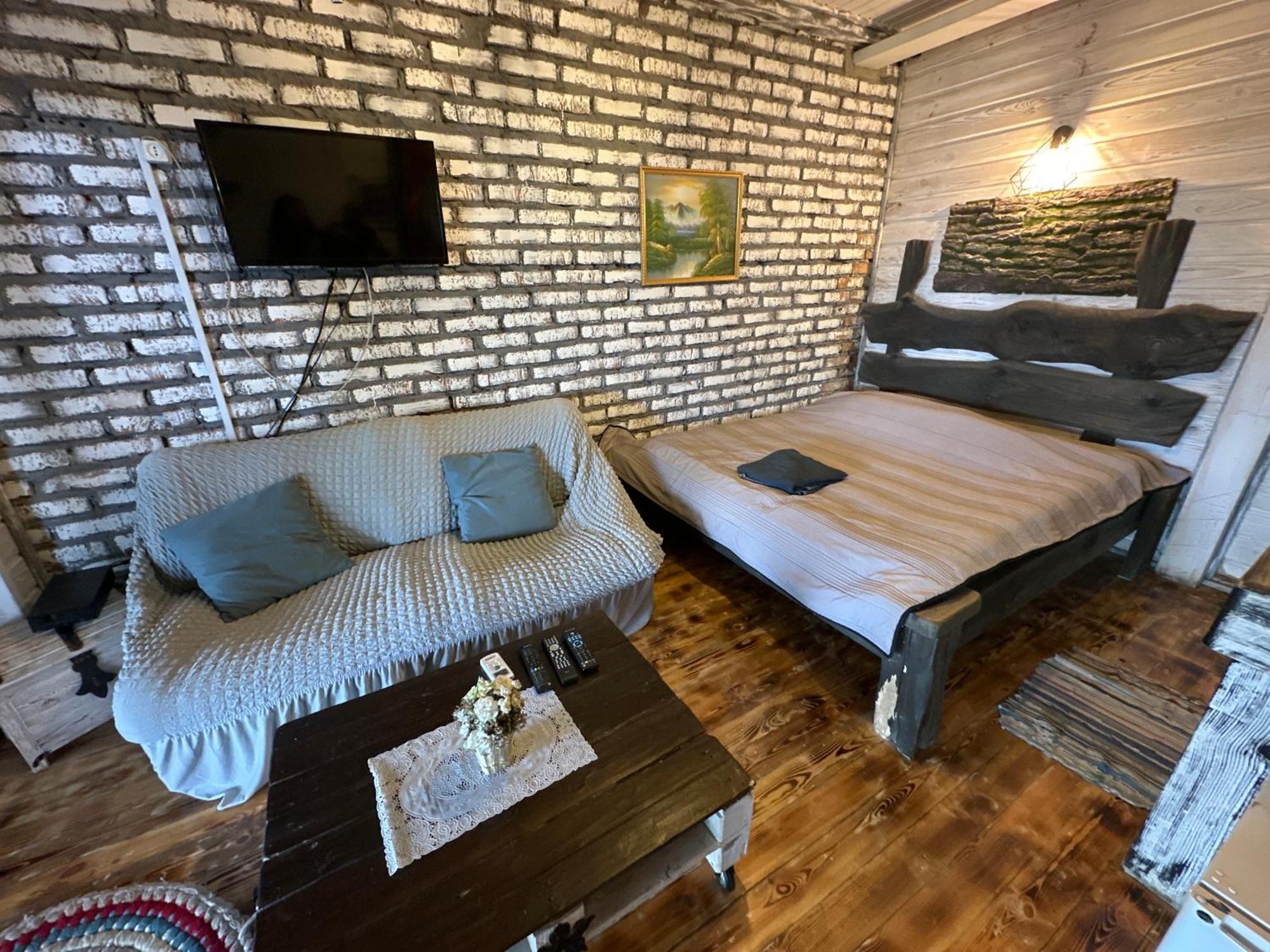 Chervona Kalyna Cottage Odessa Buitenkant foto
