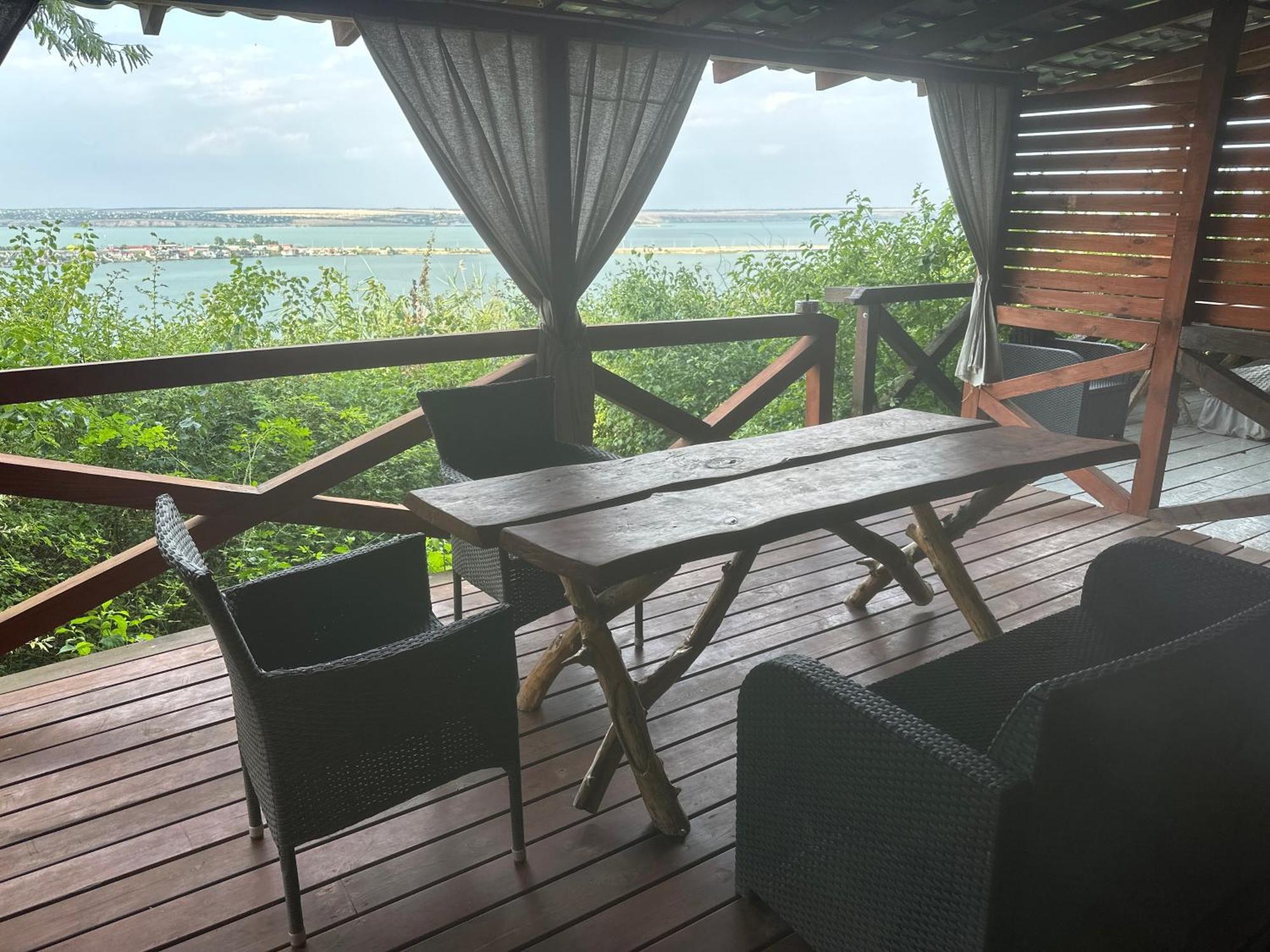 Chervona Kalyna Cottage Odessa Buitenkant foto